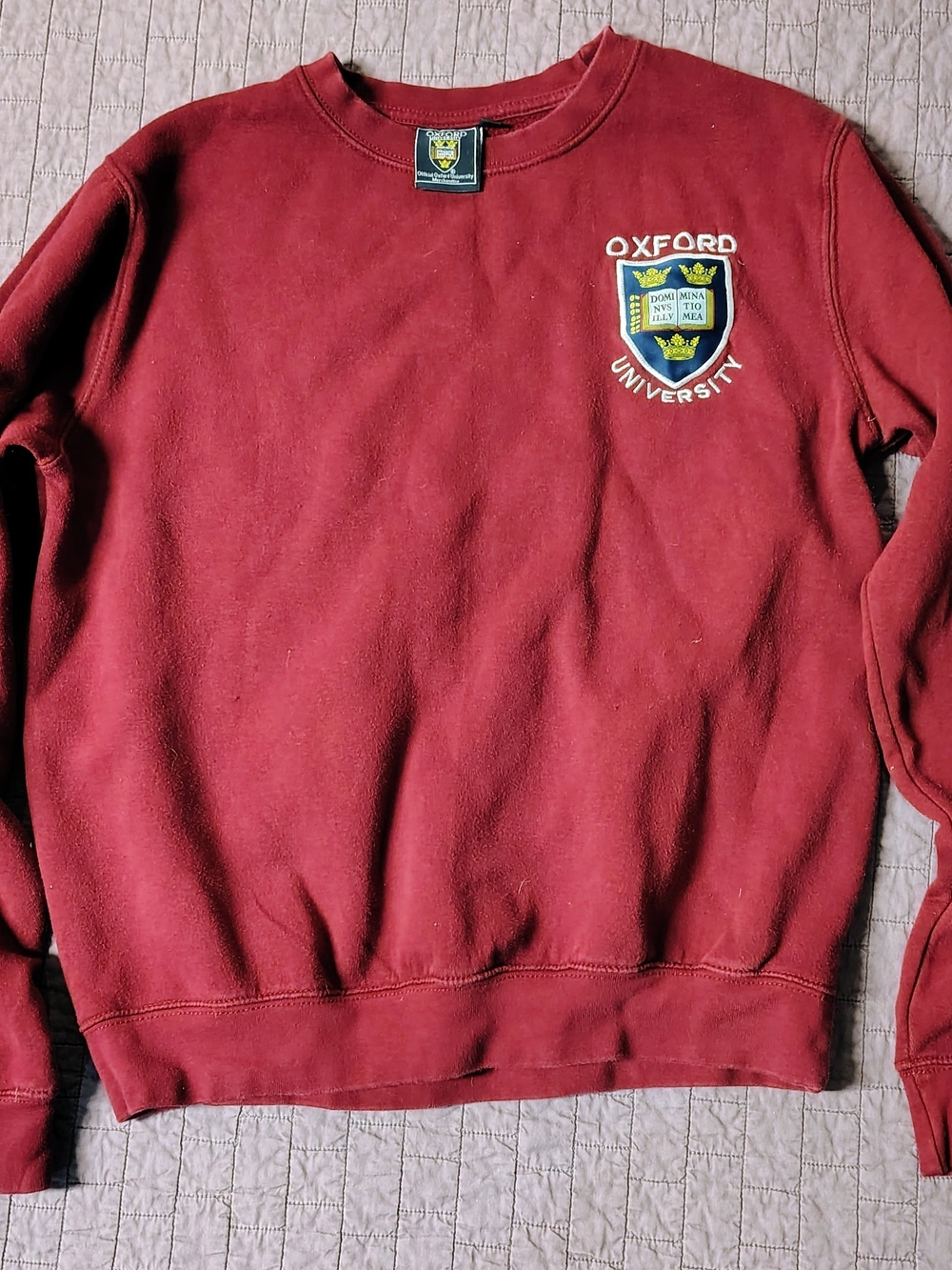 Official Oxford University Merchandise Sweatshirt